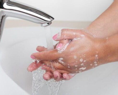 Wash hands as a prevention of parasites